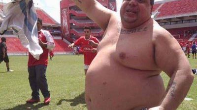 La barra de Independiente despidi� el a�o con asado y un picado en el estadio