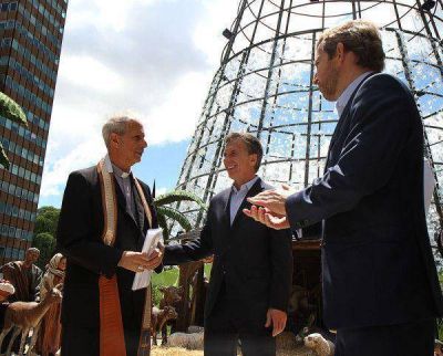 Macri asisti� a la bendici�n que dio el cardenal Poli al Pesebre Navide�o de la Ciudad