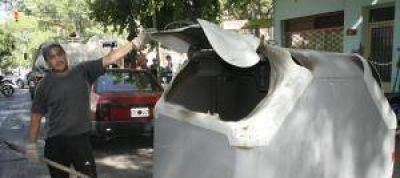 Pagar� al menos $2.000 por da�ar un contenedor