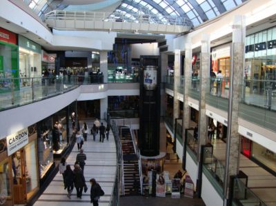 Los shoppings abrir�n hasta la madrugada y ofrecer�n importantes descuentos