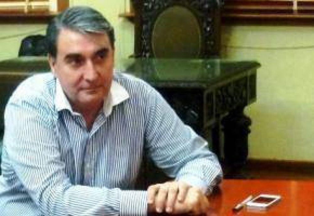 Renunci� Ra�l Cheyllada y su partida es indeclinable