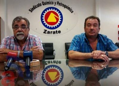 STOLBIZER, ALFONS�N Y BAZZE APOYARON A TRABAJADORES DE TFL Z�RATE