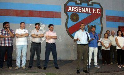 Julio Humberto Grondona tiene su calle en Sarand�