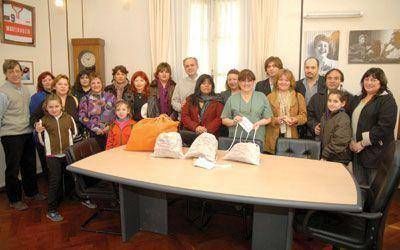 Talleres fabricaron gratis 2.000 barbijos