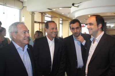 Barletta, Giustiniani y Javkin presentaron su propuesta para competir dentro del Frente Progresista