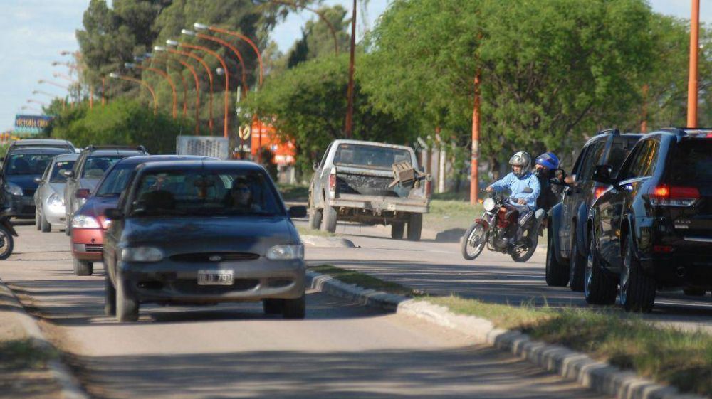 La Municipalidad prev� avanzar con la rotonda de 14 de Julio y Pilmayqu�n en el 2015