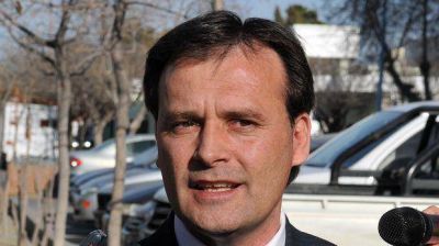 Mac Karthy propone una lista de unidad en el PJ y que la encabece Buzzi