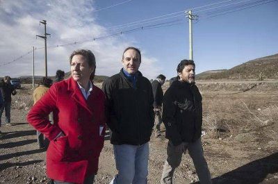 Martini y Do�ate anunciaron un centro de acceso a la justicia para Bariloche