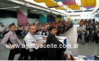 Inza presidi� el acto de entrega de beneficios a jubilados de nuestro Partido