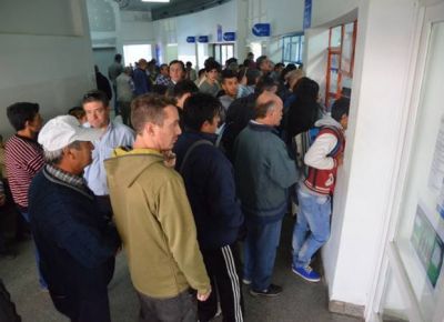 Siguen las demoras y la falta de informaci�n para tramitar la licencia de conducir