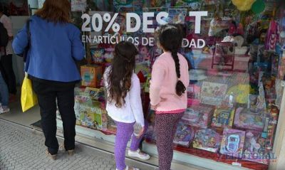 Comercios de la peatonal abrir�n hoy en horario corrido y s�lo hasta las 19