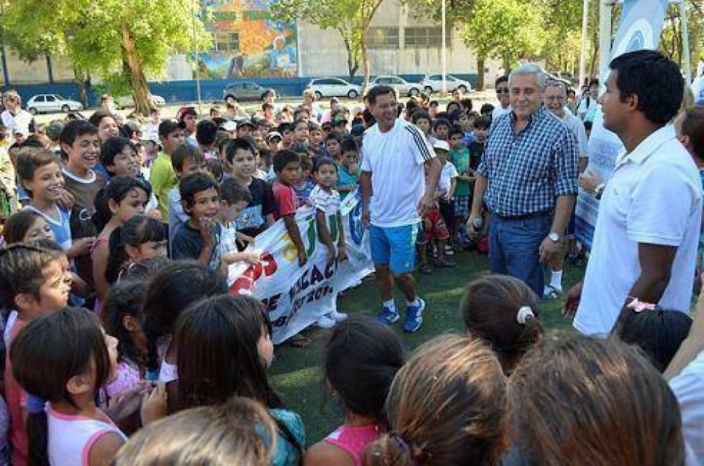 El Municipio iniciar� las Colonias de vacaciones gratuitas el 5 de enero en el Club Tel�fonos