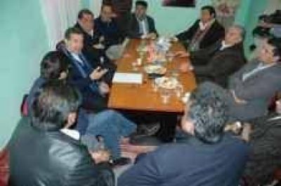 Beder Herrera pidi� a intendentes poner el acento en "el aspecto social"