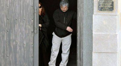 Tensi�n en el Gobierno: El fiscal Mariju�n pidi� la indagatoria de L�zaro B�ez