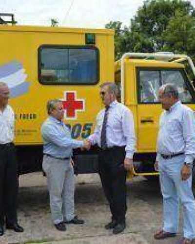 Entregaron una unidad de traslado para el Plan Provincial de Manejo del Fuego