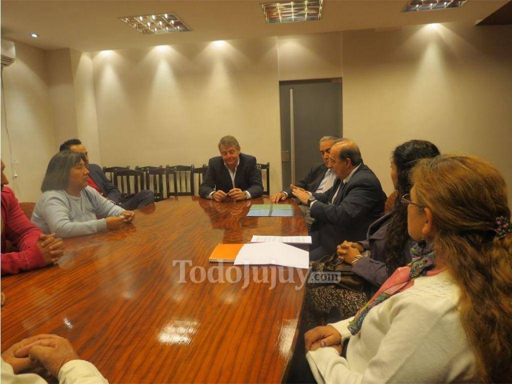 Convenio entre vecinos por Estaci�n Transformadora