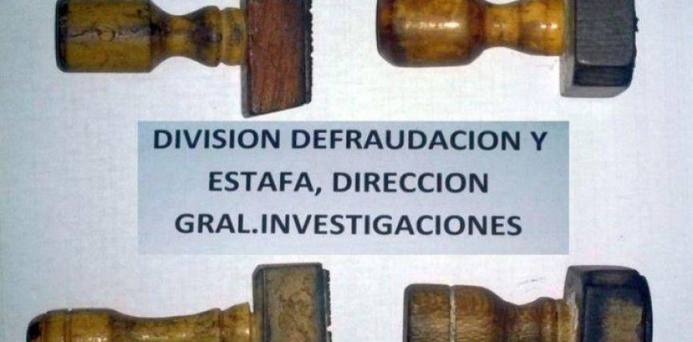 Detienen a dos sujetos por estafar con una falsa cooperativa de viviendas