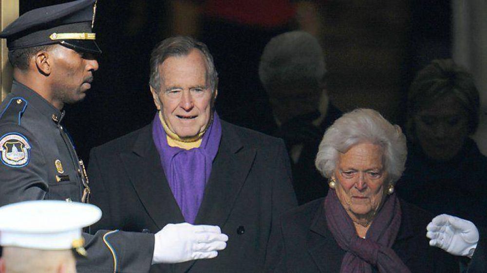 Hospitalizaron al ex presidente de Estados Unidos, George H. W. Bush