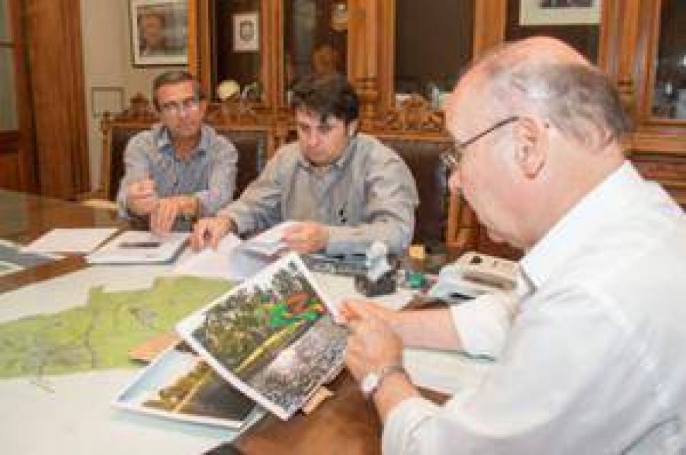 Se realiz� la apertura de sobre para la adquisici�n de un tobog�n acu�tico para el Balneario Municipal