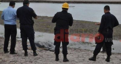 Joven se fue a ba�ar en una represa y luego fue encontrado sin vida