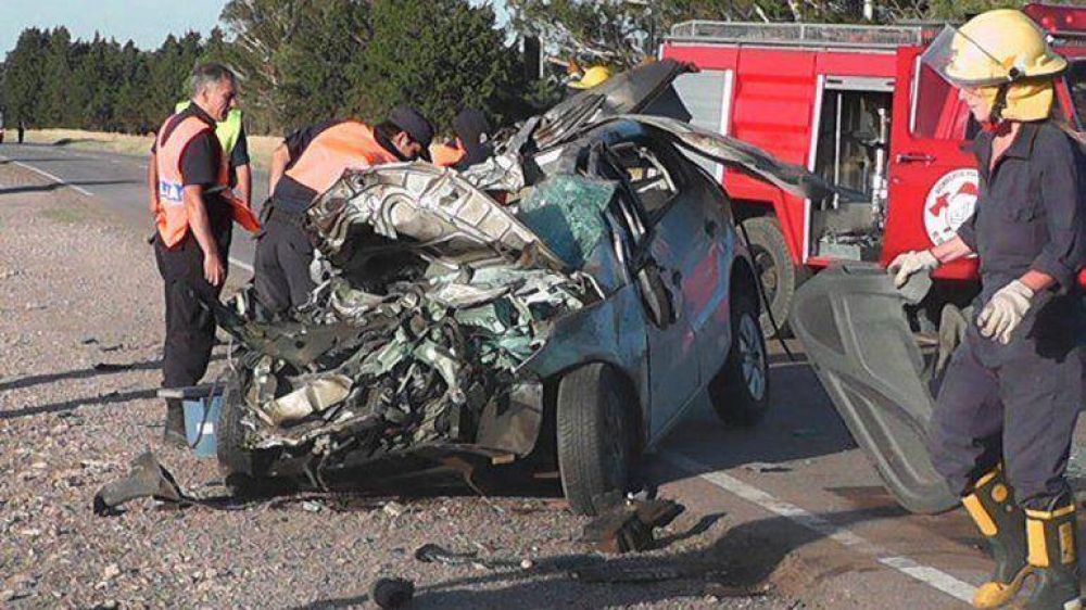 Al menos 16 personas murieron en las rutas durante Navidad