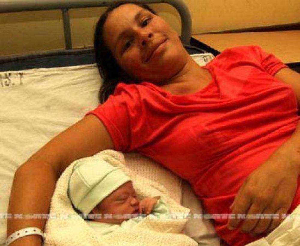 A las 3.40 naci� Ian, el primer beb� nacido en Navidad