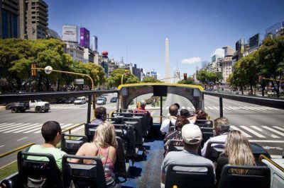 Turismo: en los �ltimos 10 meses, 31 millones de argentinos viajaron por el pa�s