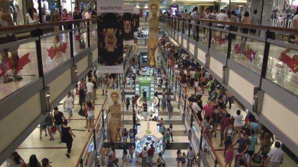 Las ventas crecieron y el gasto promedio en regalos de Navidad fue de 365 pesos