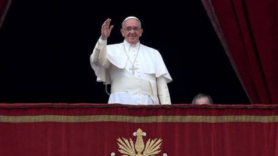 En su saludo, el Papa lament� que hay �muchas l�grimas esta Navidad�