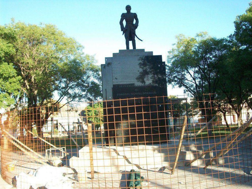 Avanza la refaccin del monumento a Dorrego