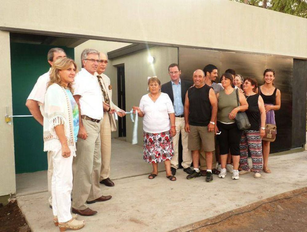 Parque Cooperaci�n: Se inaugur� la zona de sanitarios y cantina 