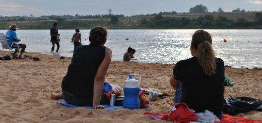 Un joven de 17 a�os muri� ahogado en la playa del M�rtires, en Posadas