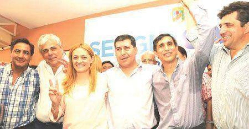 El vicegobernador Sergio Casas lanzó su candidatura para el 2015