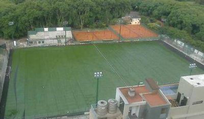 Excursionistas tendr� el primer estadio de c�sped sint�tico