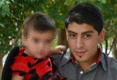 Despiden a Nicol�s G�mez, asesinado en Villa Tesei