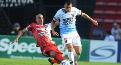 Col�n y Boca podr�an negociar por Alario, Meli y Pav�n