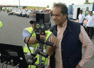 Scioli supervis� el operativo de seguridad vial para el verano