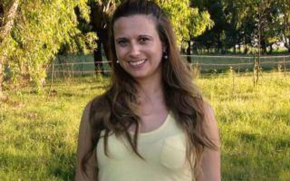 Saladillo: Marcha por el crimen de Marisol Oyhanart