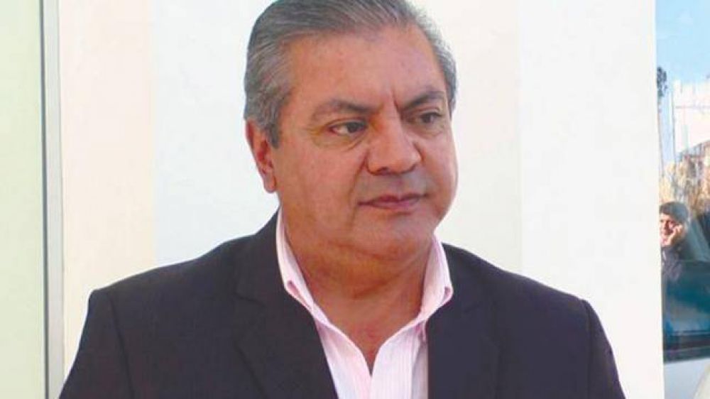 Solicitan otra vez un juicio pol�tico al intendente de Cerrillos
