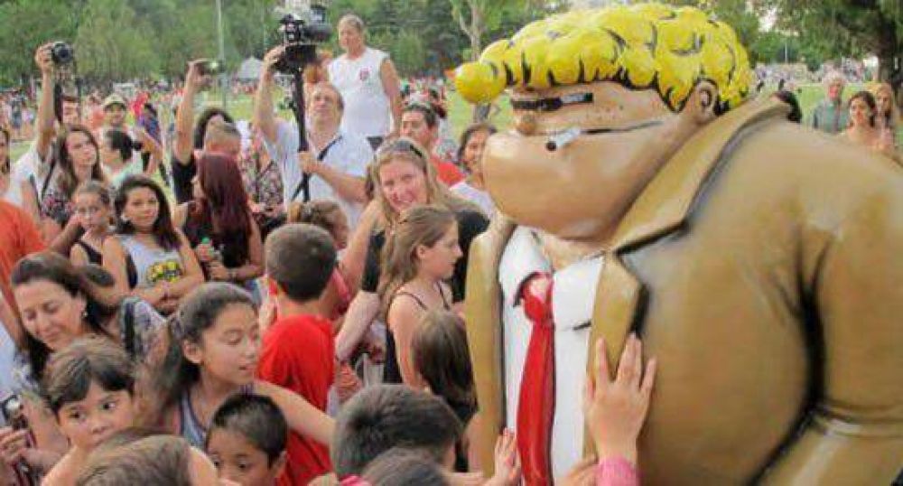 Fontanarrosa tiene su merecido homenaje en el parque a la Bandera