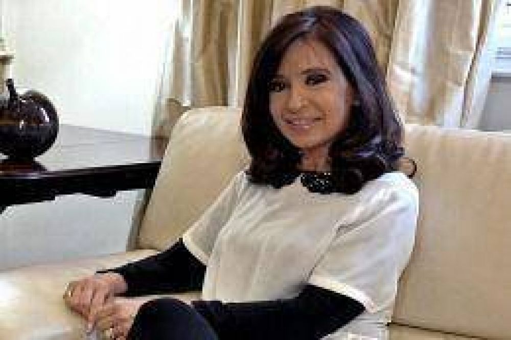 Cristina se recupera en Olivos de su fractura de tobillo