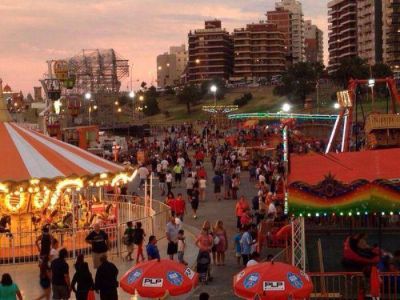 Luciano Pereyra, Lali Esp�sito y Axel, gratis en el DiverMar