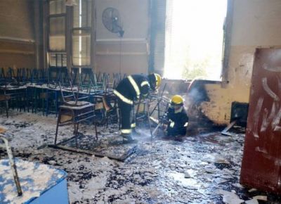 Villa Mercedes: un incendio afect� un aula de la escuela Juan Llerena