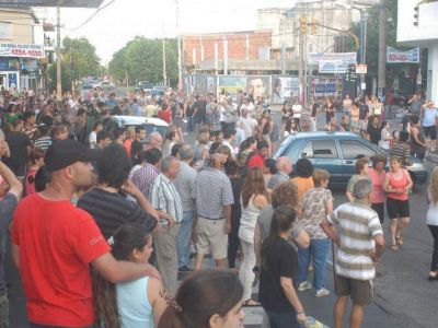 Un d�a volvi� el agua
