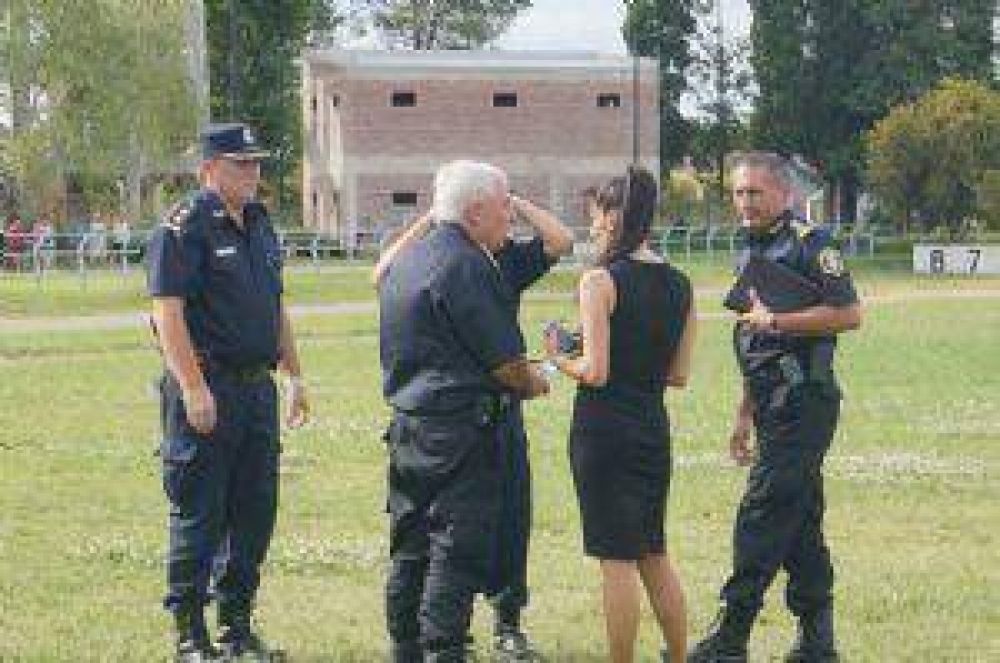 Hugo Matzkin lleg a Chivilcoy para acompaar a la familia del polica fallecido
