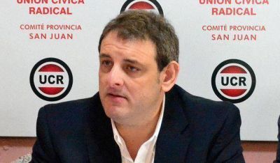 Dom�nguez propone unidad en la UCR para afrontar las elecciones 2015