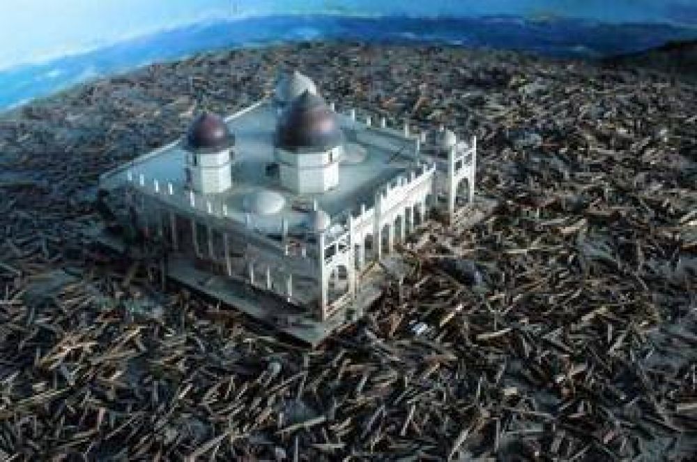 Miles de personas rezan en mezquita a una dcada del tsunami en Indonesia