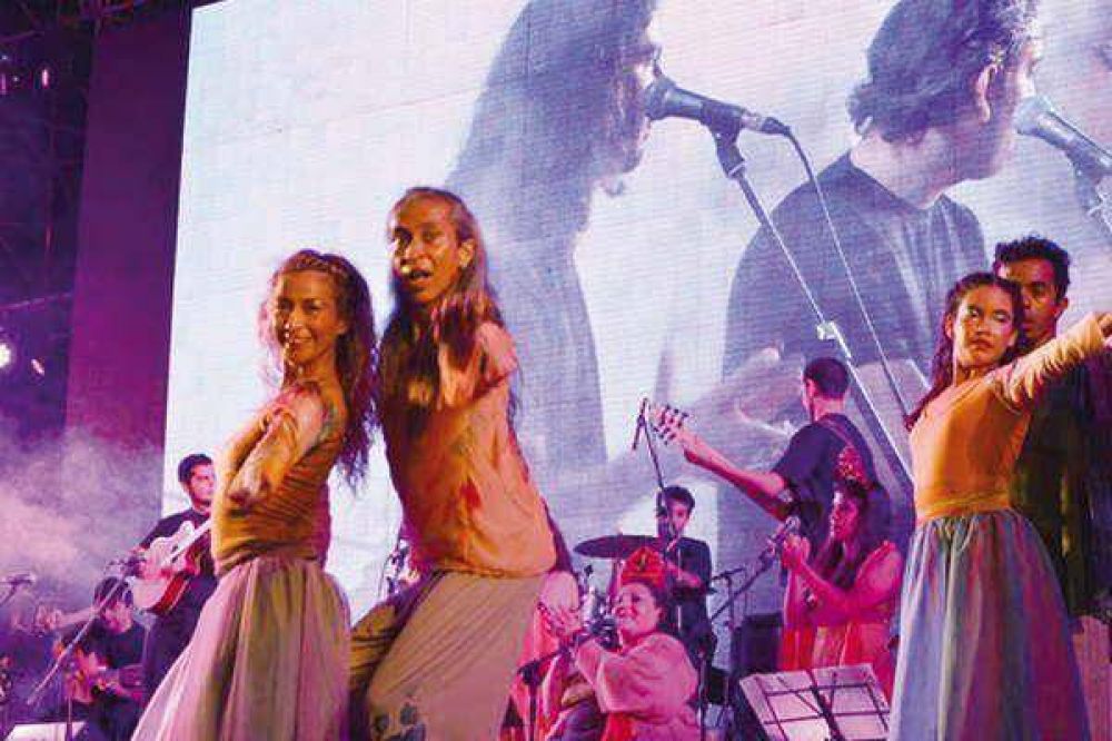 El Festival de la Chacarera sonar� en la retreta de la plaza Libertad