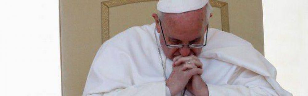 Francisco trabaja a destajo desde las cinco de la mañana e impone su austeridad en el Vaticano