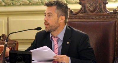 Busatto critic� declaraciones de Bonfatti y Lifschitz